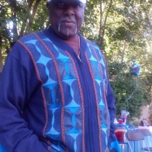 Meet your Posher, Kenneth